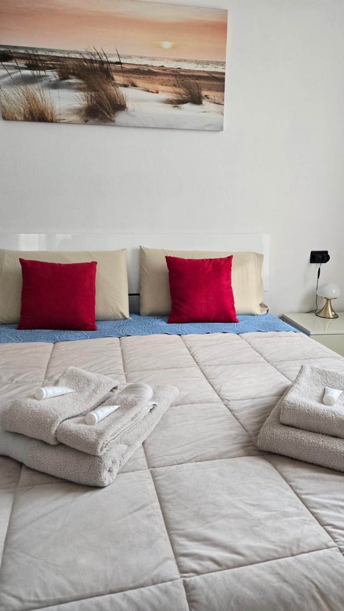 Apartment Grazioso Bilocale A Legnano. Legnano