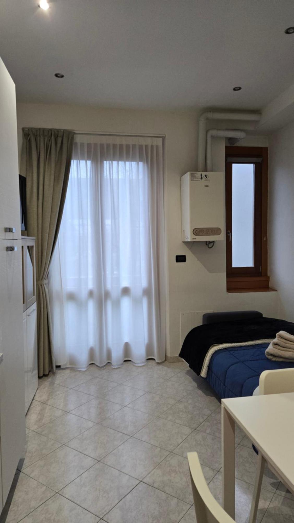 Grazioso Bilocale A Legnano.